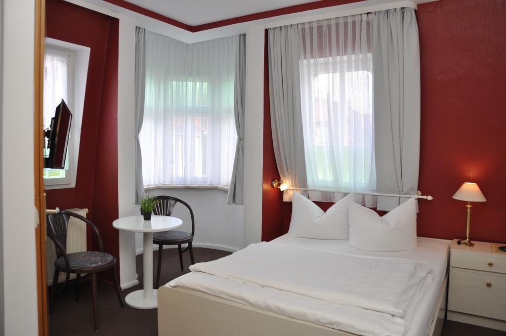 Hotel An Der Kapelle Meiningen Ngoại thất bức ảnh