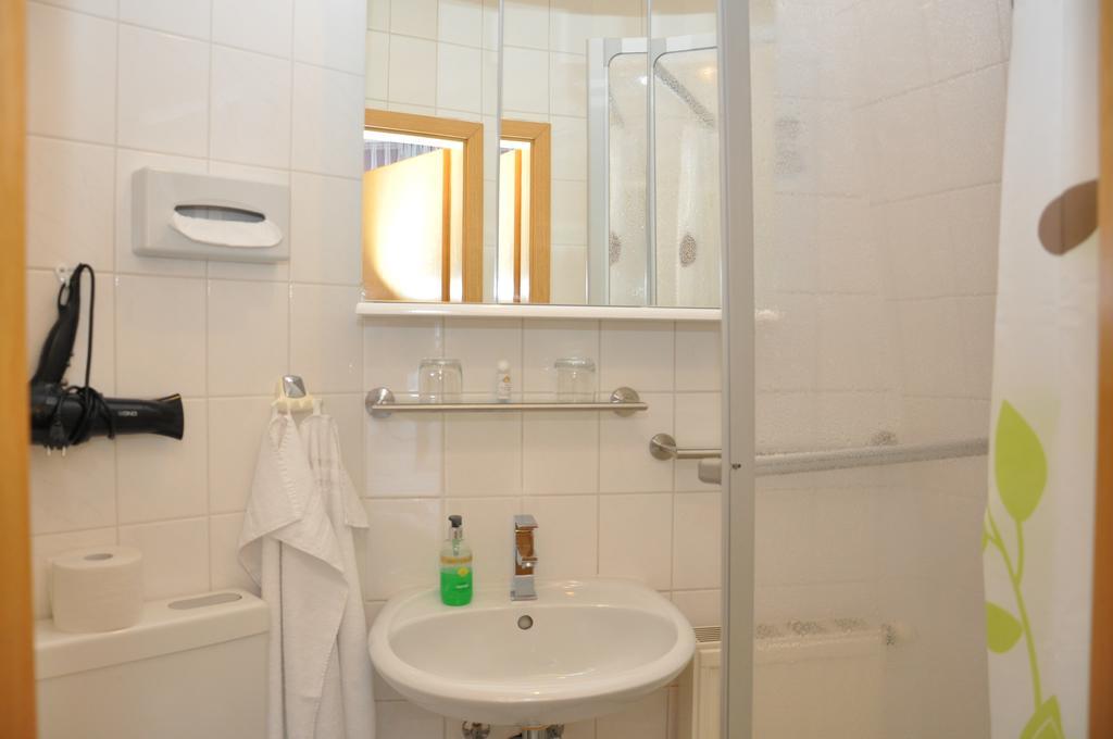 Hotel An Der Kapelle Meiningen Ngoại thất bức ảnh